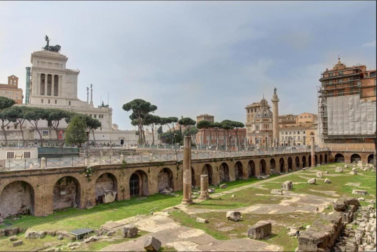 Roma Colosseum Apartment Exterior photo